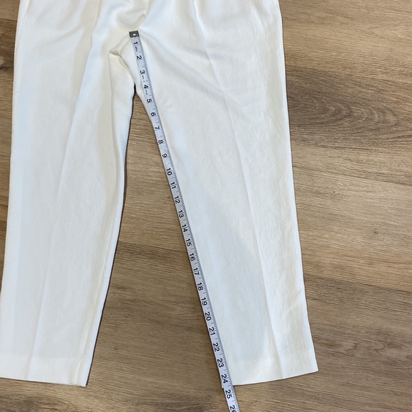 Babaton Cohen Cropped White Pants - Picture 12 of 13